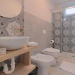 Апарт-отель Larionest Modern In The Center 5 Min From The Station
