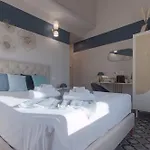 Larionest Modern In The Center 5 Min From The Station 3* Манделло-дель-Ларио