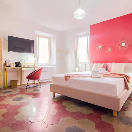 Larionest Modern In The Center 5 Min From The Station 3* Mandello del Lario