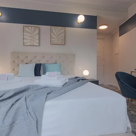 Larionest Modern In The Center 5 Min From The Station 3* Манделло-дель-Ларио