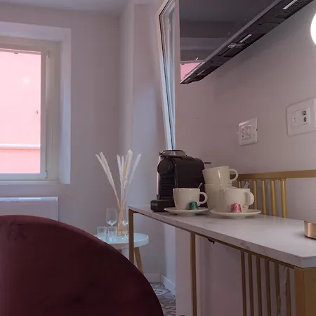 Appart hôtel Larionest Modern In The Center 5 Min From The Station Mandello del Lario