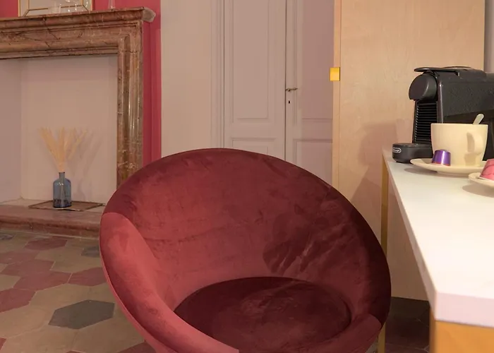 Larionest Modern In The Center 5 Min From The Station Mandello del Lario