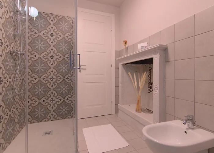 Apart-hotel Larionest Modern In The Center 5 Min From The Station