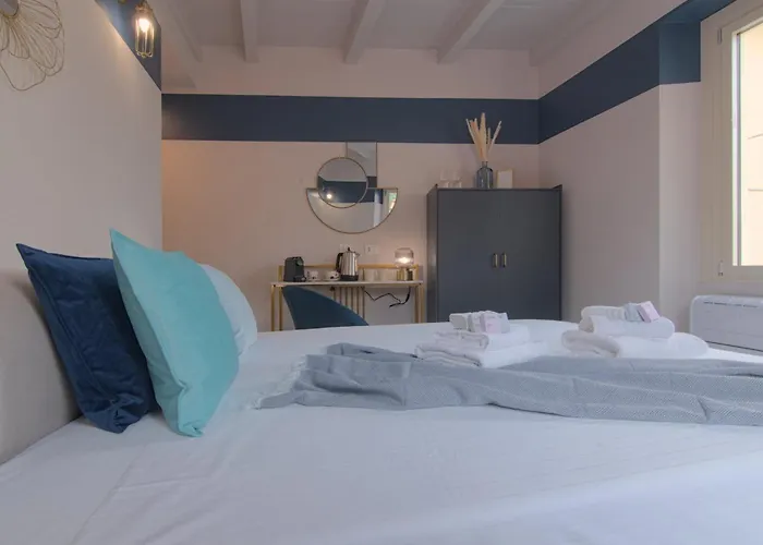 Larionest Modern In The Center 5 Min From The Station Apart-hotel Mandello del Lario
