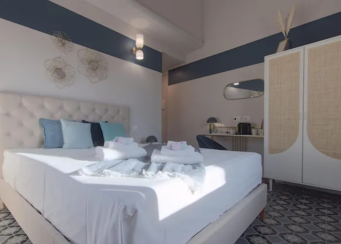Larionest Modern In The Center 5 Min From The Station 3* Mandello del Lario
