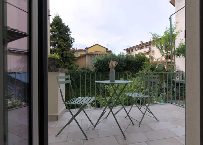 Apart-hotel Larionest Modern In The Center 5 Min From The Station 3*