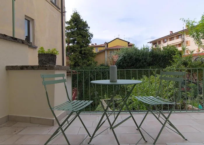 Larionest Modern In The Center 5 Min From The Station Apart-hotel 3*